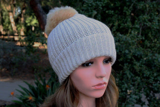 100% Alpaca Pom-Pom Channel Beanie Hat Hat Beige-Fawn