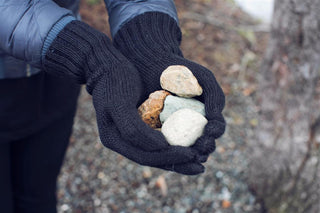 Iditarod 100% Alpaca Double-Thick Reversible Gloves Gloves