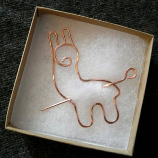 TSS_shawlpin-bronze-Adorable Alpaca Shawl Pin