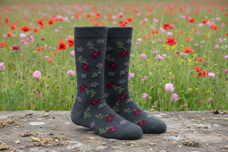 RK542-sm-Alpaca Flower Socks