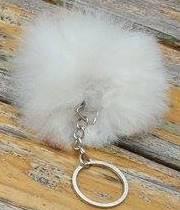 fuzzball-wht-Alpaca Fuzzball Keychain