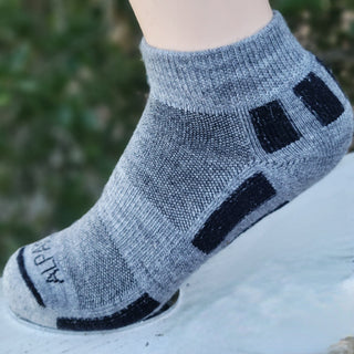 BS22-sm-GRIS-Alpaca Golf/Sport Socks