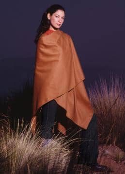 AC_J600015P0800-Camel-Betty 100% Vicuna Cape