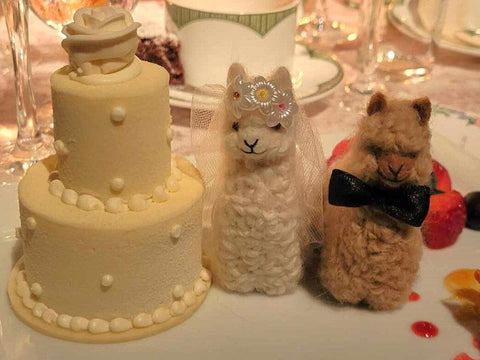 Bride and Groom Alpacadorable Hand Made Baby Alpaca Ornaments Holiday 3" 
