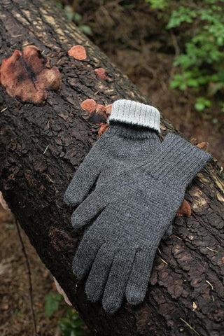 Iditarod 100% Alpaca Double-Thick Reversible Gloves - Choice Alpaca Products-IditGloves_XSm_Black_MedGrey