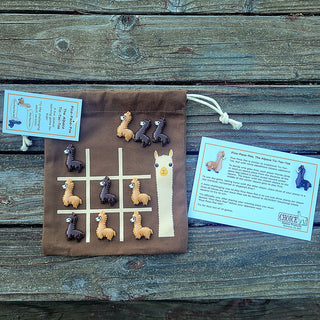 Pica-Paca-Poe-single-brown-Pica Paca Poe - Alpaca Tic-Tac-Toe Game