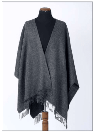 P4004-Com14-Premium Classic Solid Alpaca Poncho