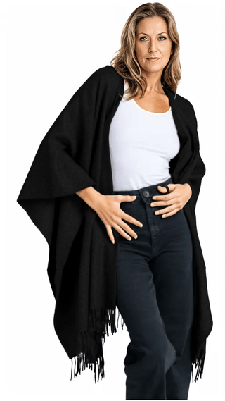P4004-Com32-Premium Classic Solid Alpaca Poncho