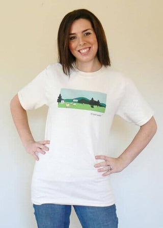 402-sm-t-shirt: Alpacas in Meadow Scene
